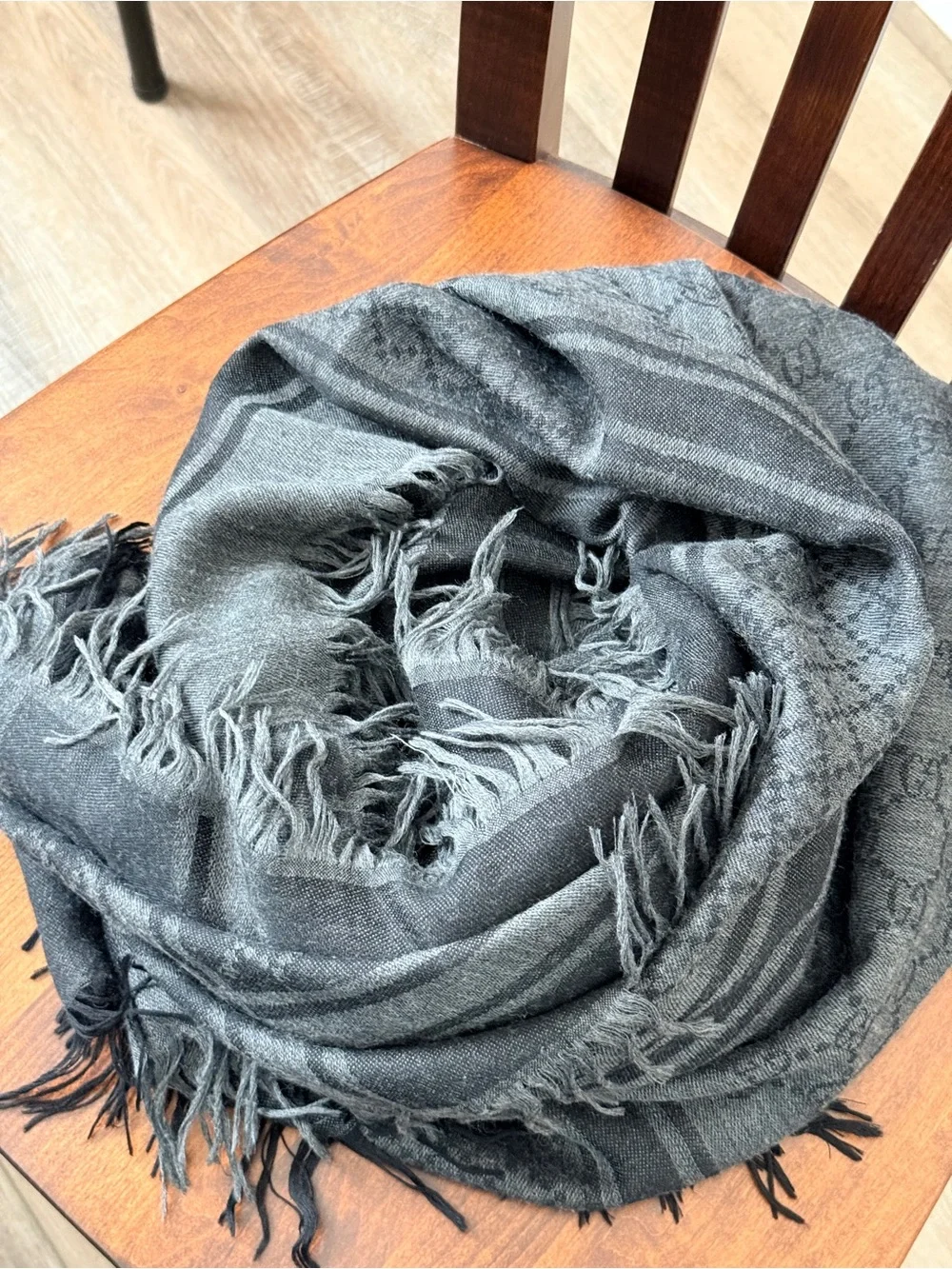 Gucci Dark Gray Fringed Woven Scarf Soft thin wool
